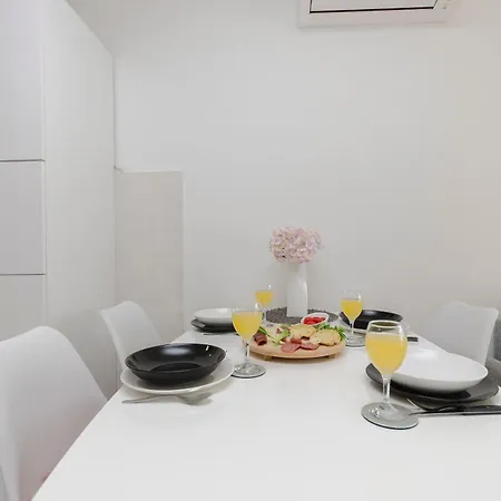 Apartment L And I * Šibenik