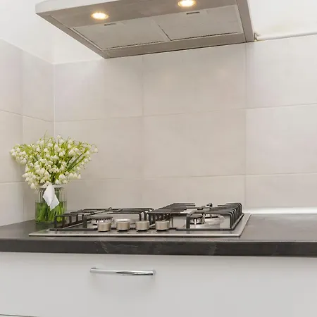 Appartamento Apartment L And I *