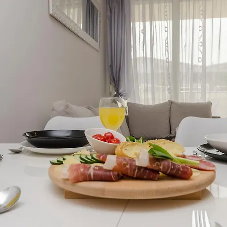 Apartment L And I Appartamento Šibenik